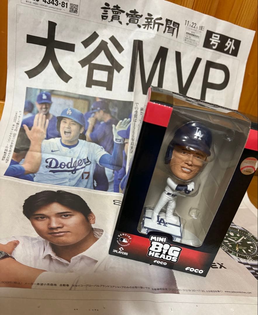 ★大谷翔平ミニビックヘッドボブル ★読売新聞11月22日号外