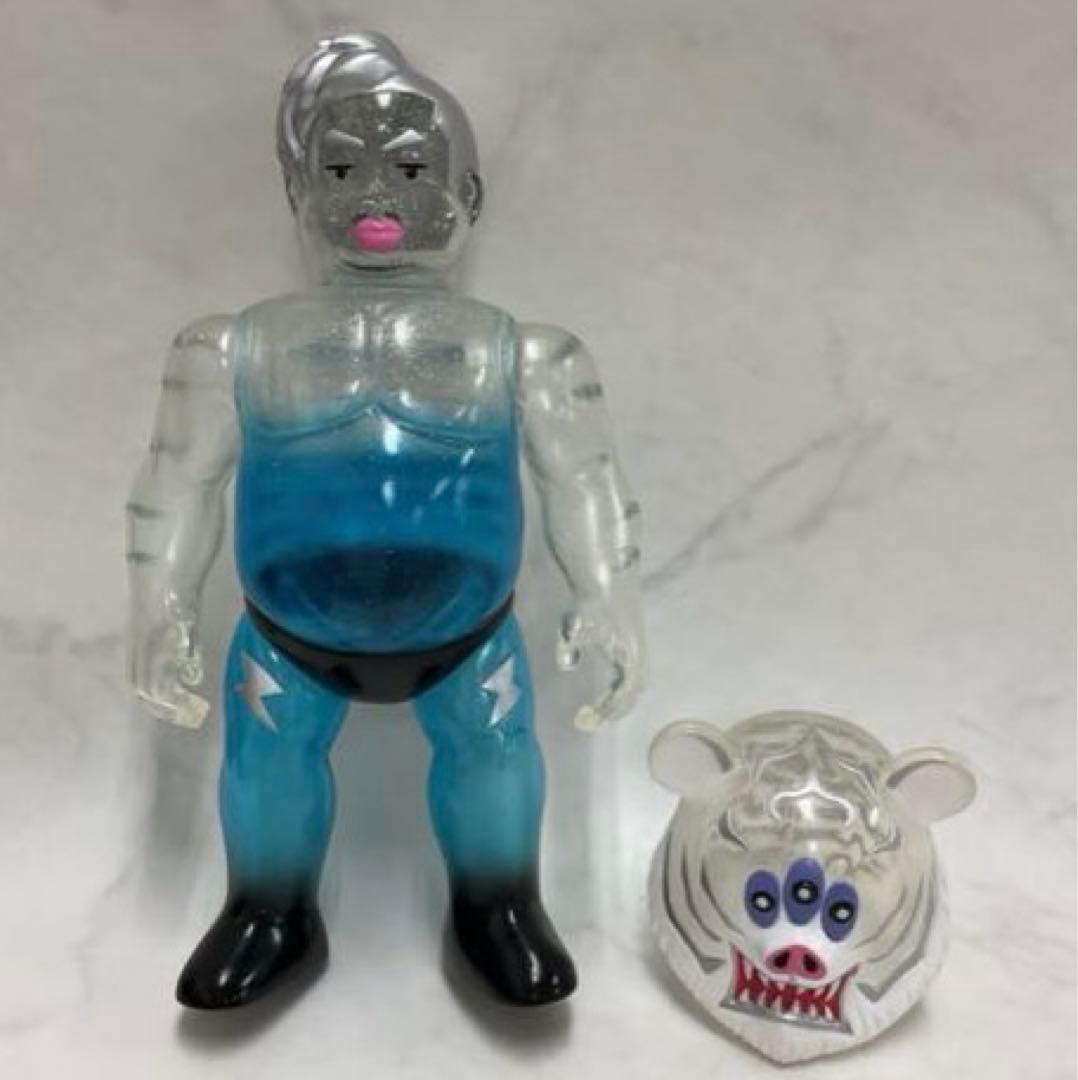 ART JUNKIE アートジャンキー　ブタイガー　クリアブルー　ラメ　ソフビ