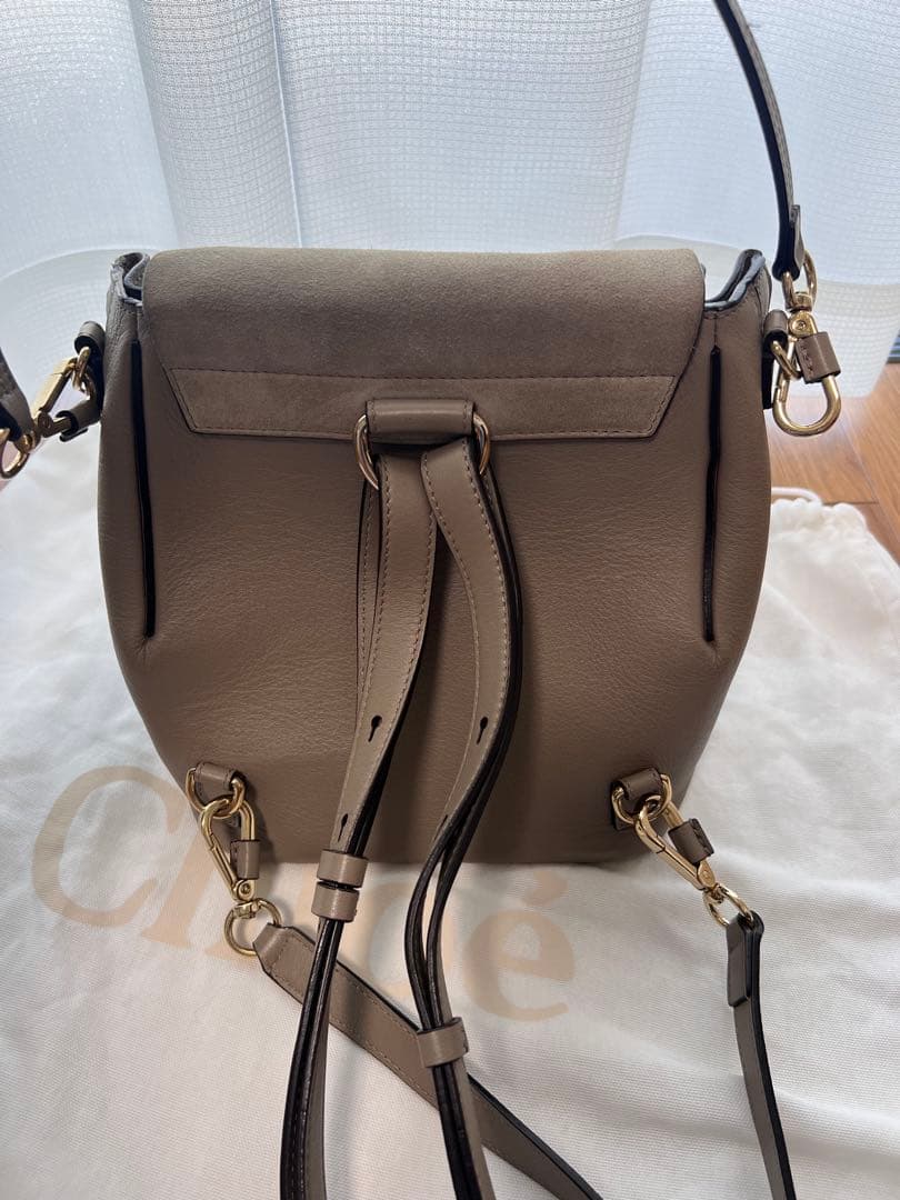 Chloé ベージュ リュック・バックパック 保証証付き - メルカリ