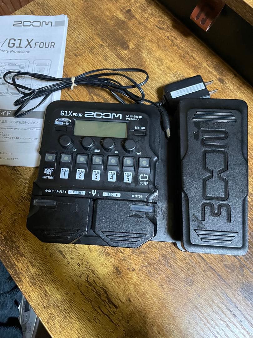 ZOOM G1X FOUR マルチエフェクター