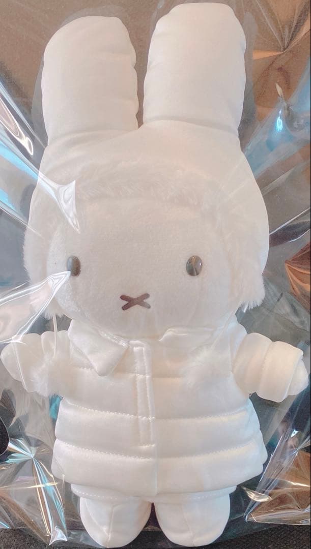 干支　うさぎ　ダウンコート ミッフィー ぬいぐるみ Amazon.co.jp: ミッフィースタイル限定 干支 うさぎ ダウンコート