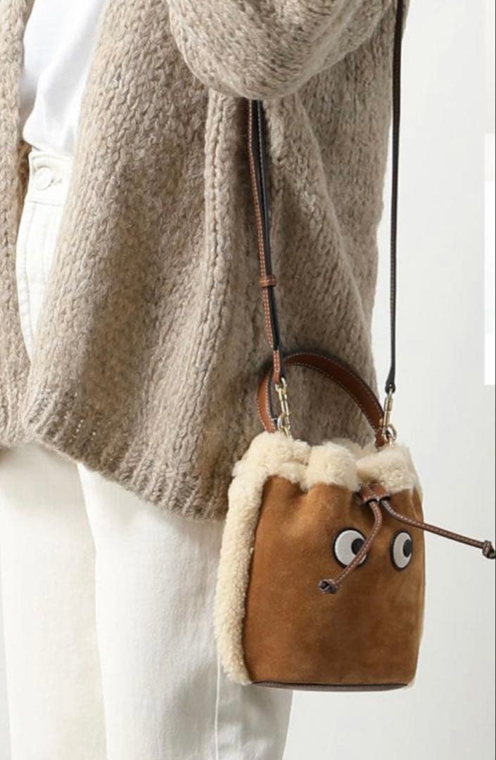 アニヤハインドマーチ　アイズ　スエード　ボア巾着バック　ショルダー