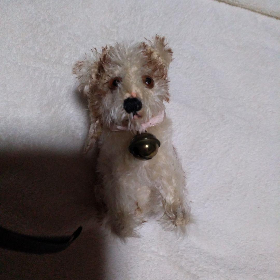ビンテージシュタイフ・モリー犬のぬいぐるみ ベル付き