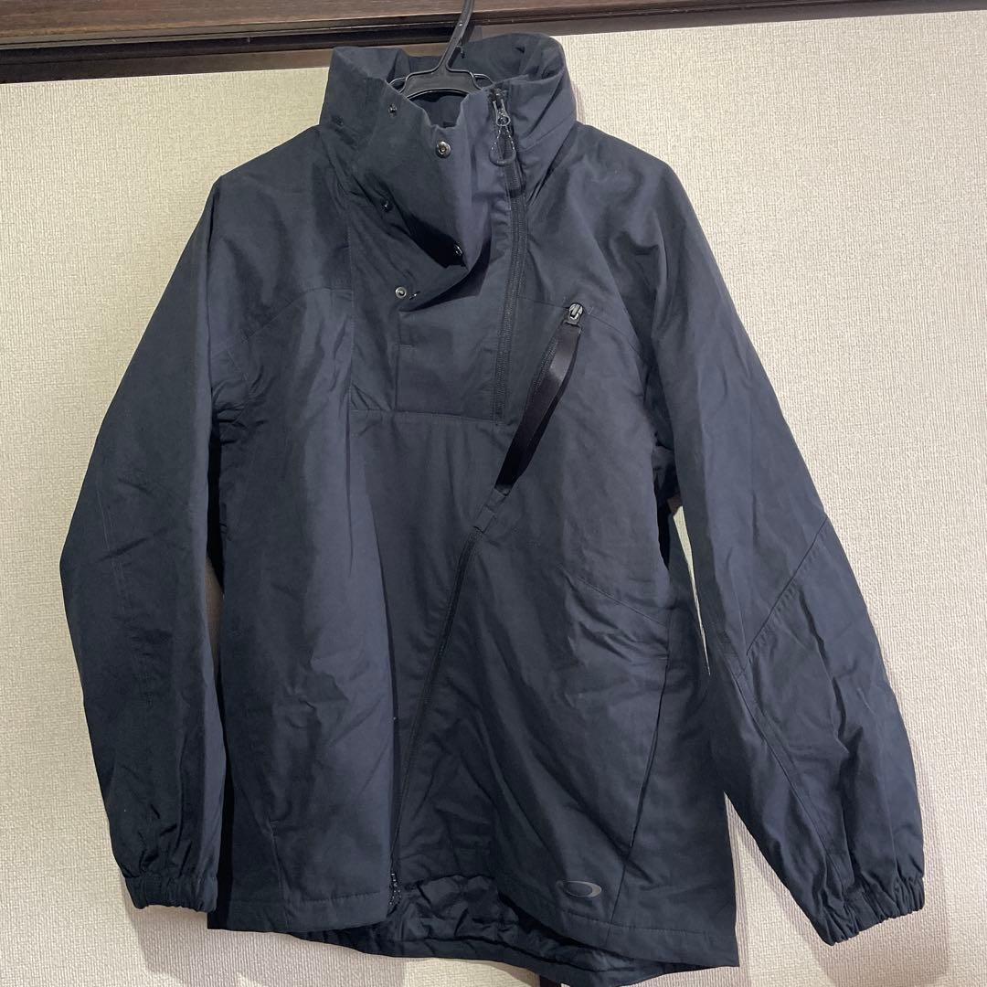 Oakley ブラック マウンテンパーカー