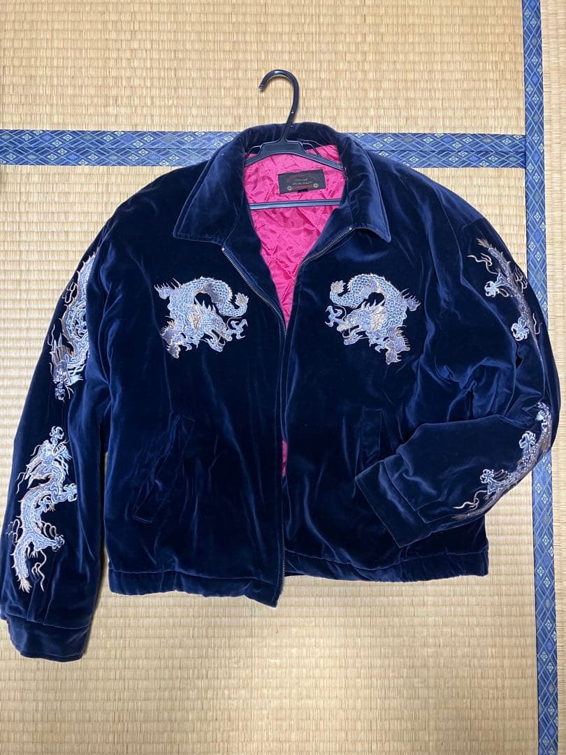 J*n様 90s ベロア 刺繍 コート 龍 両胸・背中刺繍 和柄 スカジャン風 龍虎別珍スカジャン 朧 9043831 おぼろ 和柄 和風 ベロア スーベニア