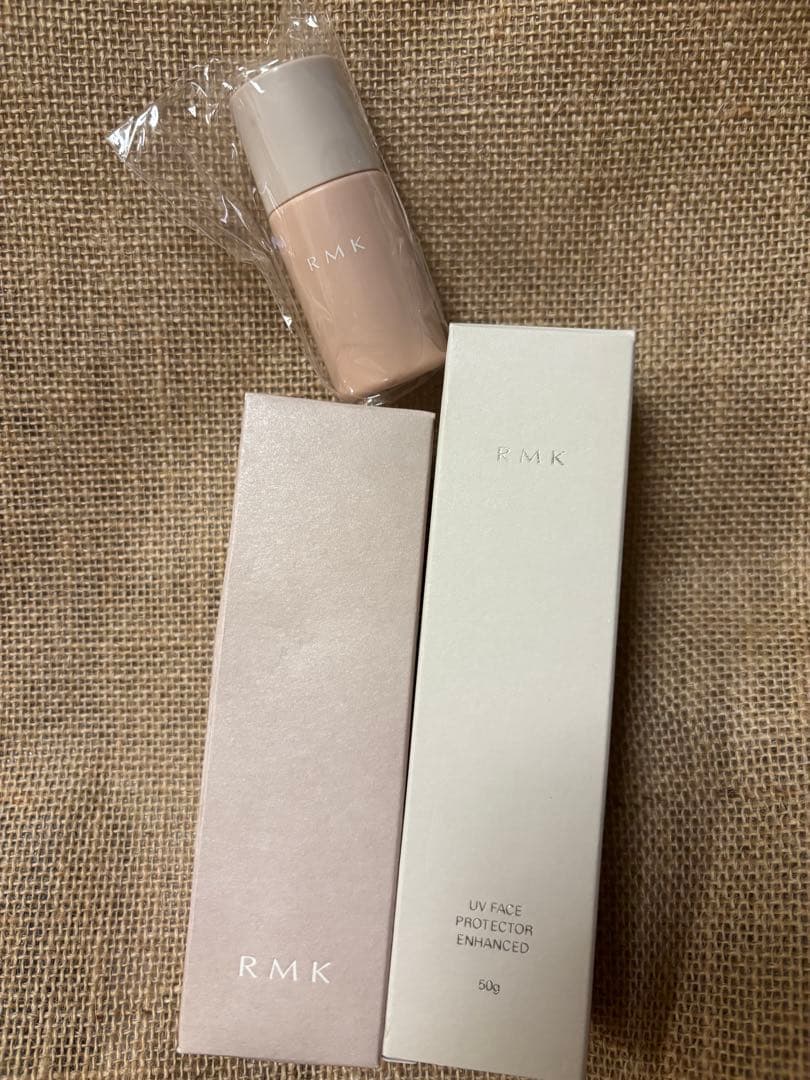 RMK ジェルクリーミィファンデーション、化粧下地　おまけあり