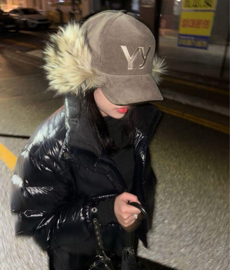 カオナシOPENYY ファー付きコーデュロイキャップ