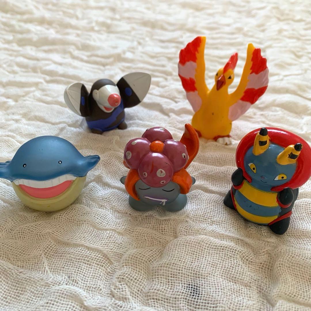 クサイハナ　クリア入り！ポケモン指人形　ポケモンキッズまとめ売り