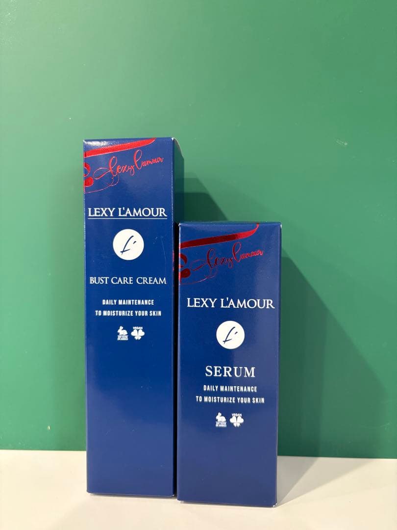 LEXY L'AMOUR セラム & バストケアクリームセット