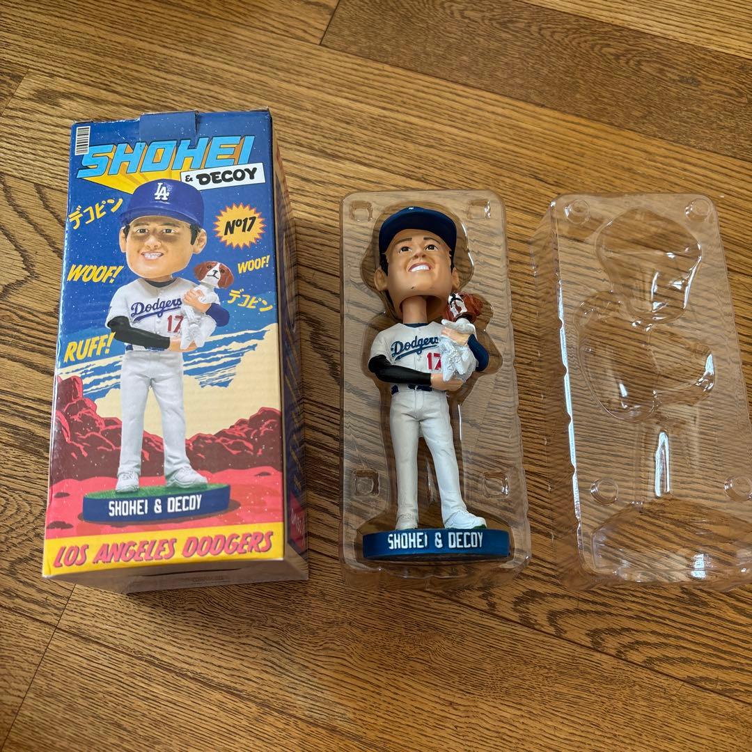 【値下げ】大谷翔平　フィギュア ドジャース　17 デコピン　バブルヘッド 値下げ】大谷翔平 フィギュア ドジャース 17 デコピン バブルヘッド