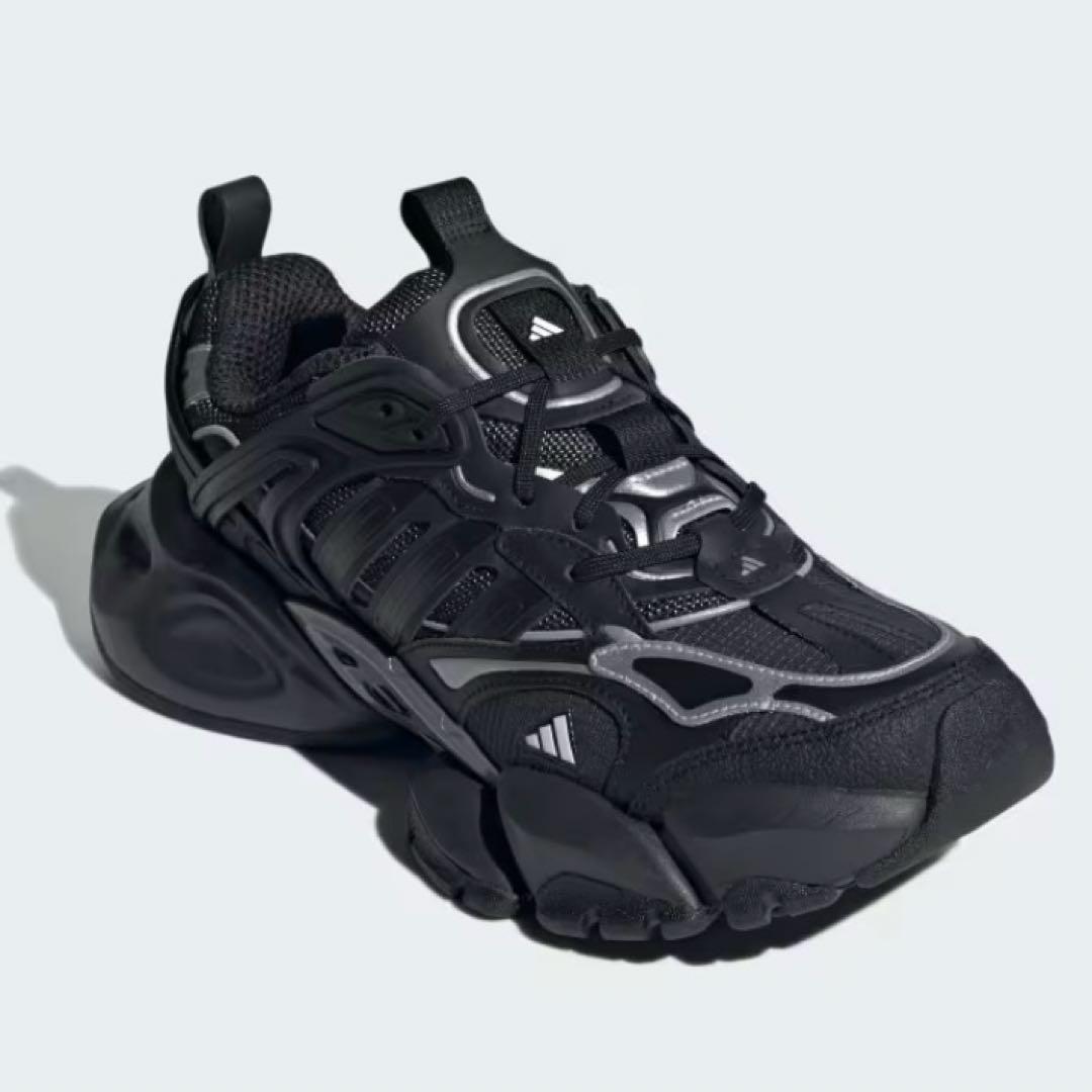 日本未発売 adidas XLG RUNNER DELUXE ブラック 27.5 - メルカリ