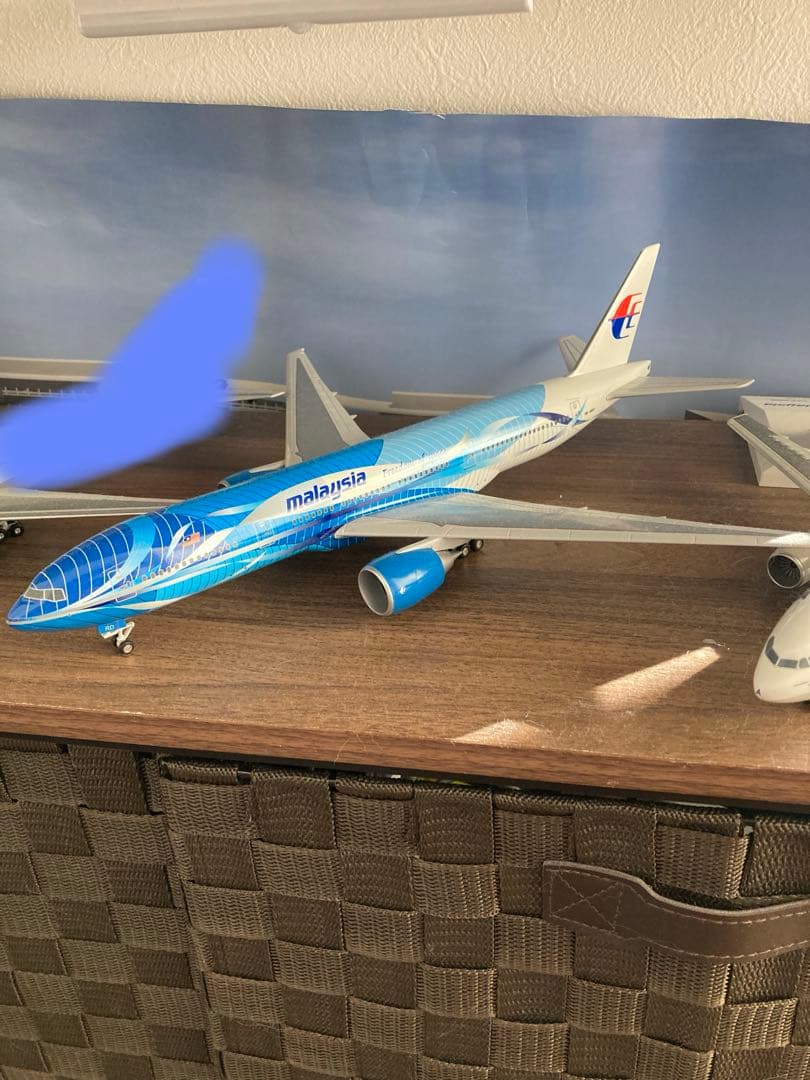 マレーシア航空 ボーイング777 1/200モデル Amazon.com: Flight Miniatures Malaysia 50th Anniversary. Boeing