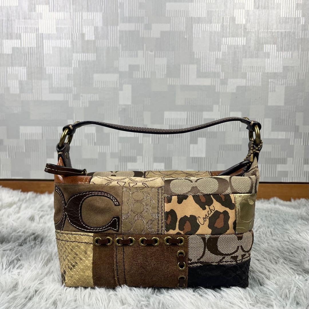Coach コーチ アクセサリーポーチ バニティ パッチワーク シグネチャー