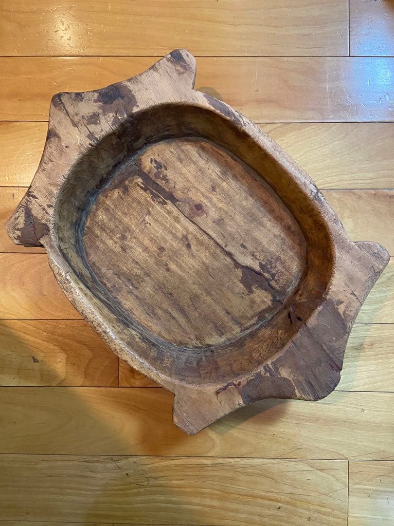 250–300年 済州島古木 盆｜李朝期｜高密度材の重量感・朝鮮古美術 250–300年 済州島古木 盆｜李朝期｜高密度材の重量感・朝鮮古美術