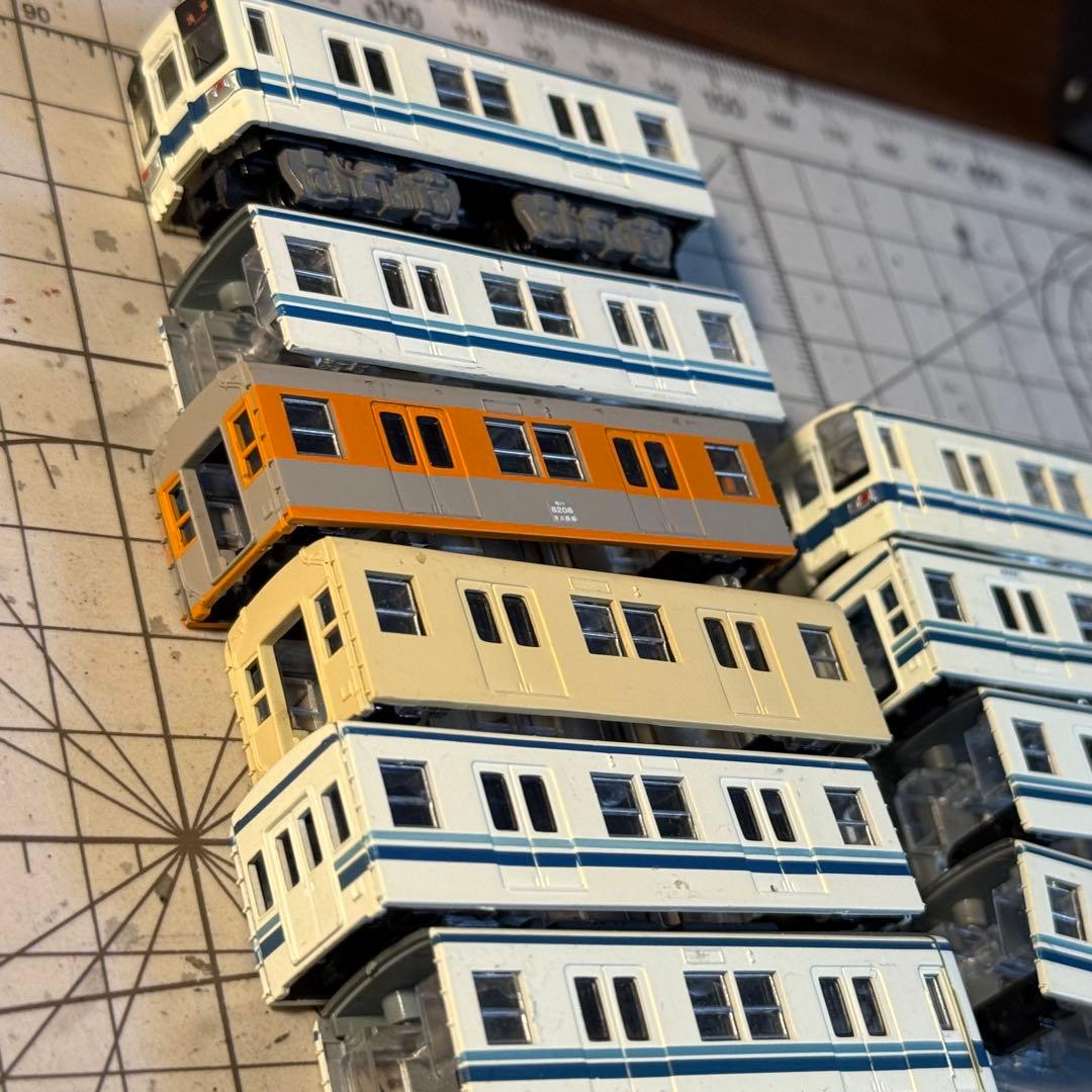 Bトレインショーティー 改造途中品 Osaka Metro 10A系・20系 - メルカリ