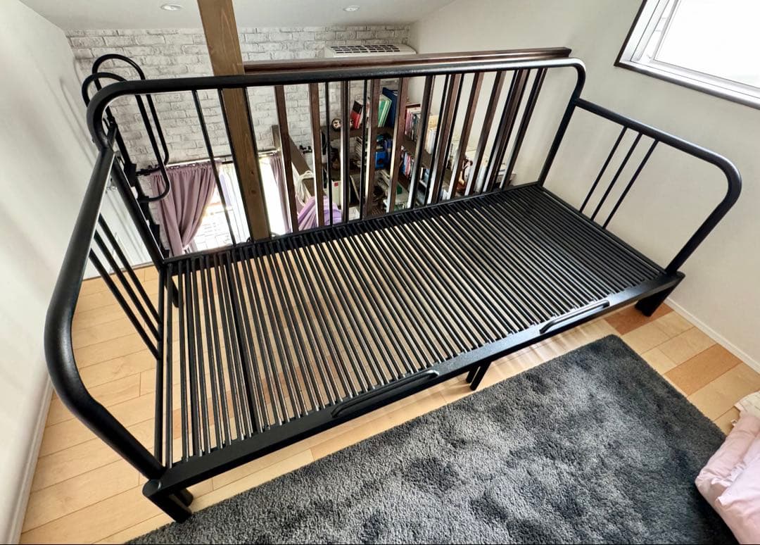 IKEA Fyresdal ブラック スチール ベッドフレーム