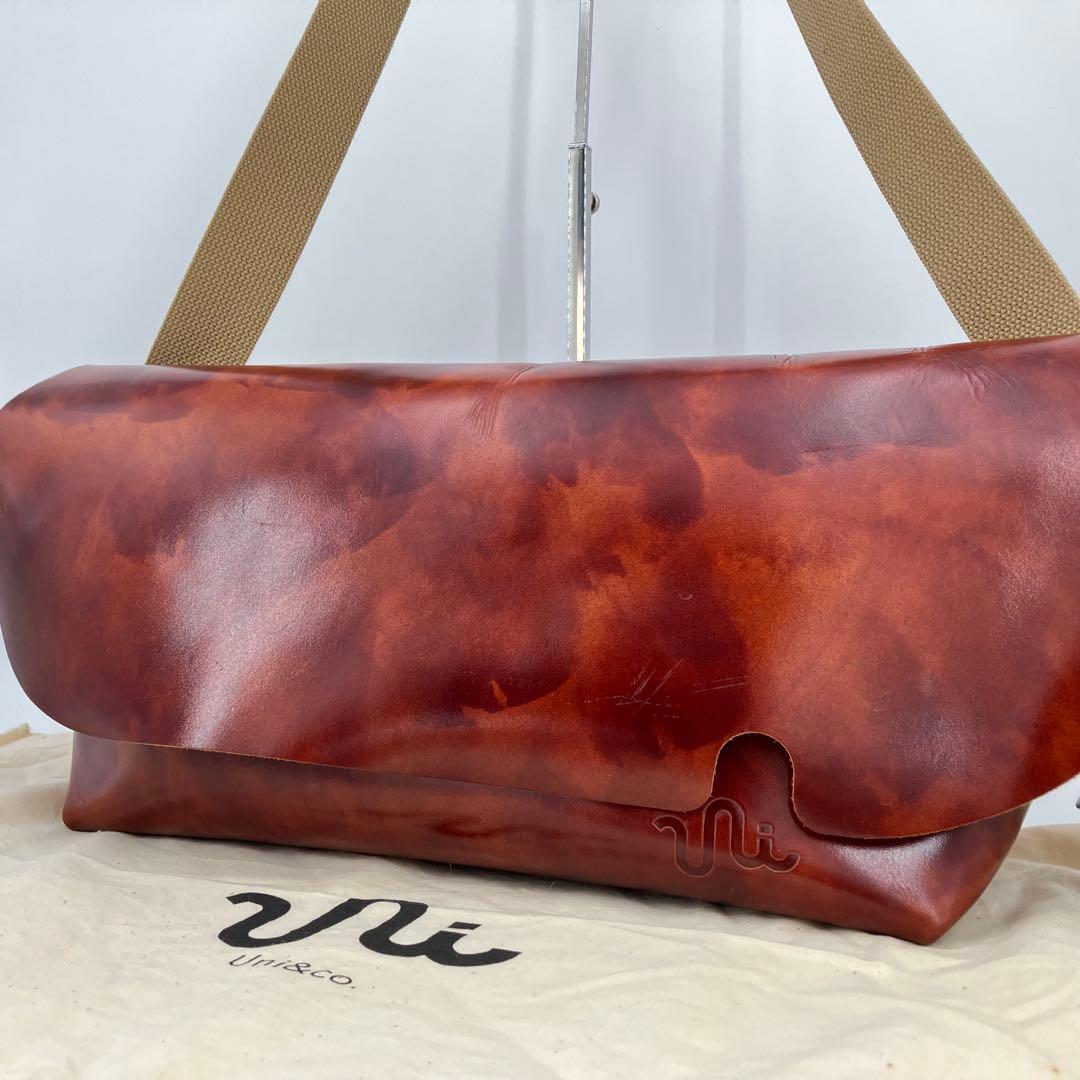 ユニアンドコー メッセンジャーバッグ レザー ワックス加工 Mサイズ キャメル