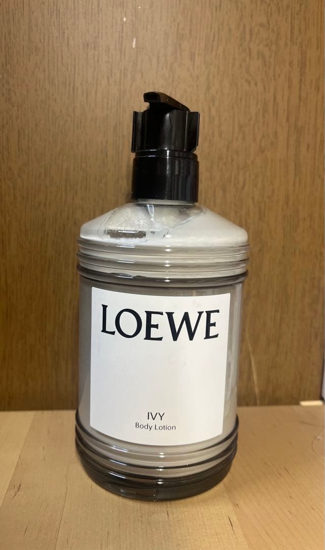 LOEWE ロエベ IVY ボディローション 今すぐ購入 Ivy ボディローション | ロエベ パルファム
