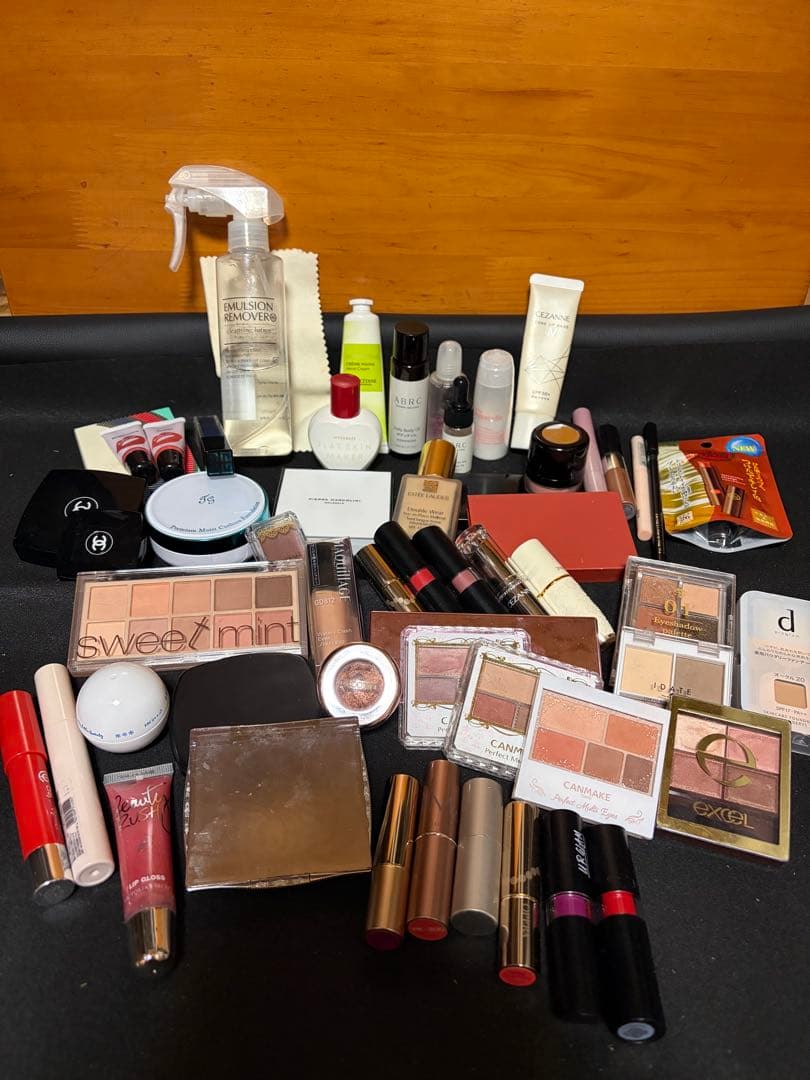 コスメまとめ売り　デパコス　プチプラ　定期便 デパコス プチプラ コスメ まとめ売り - メルカリ