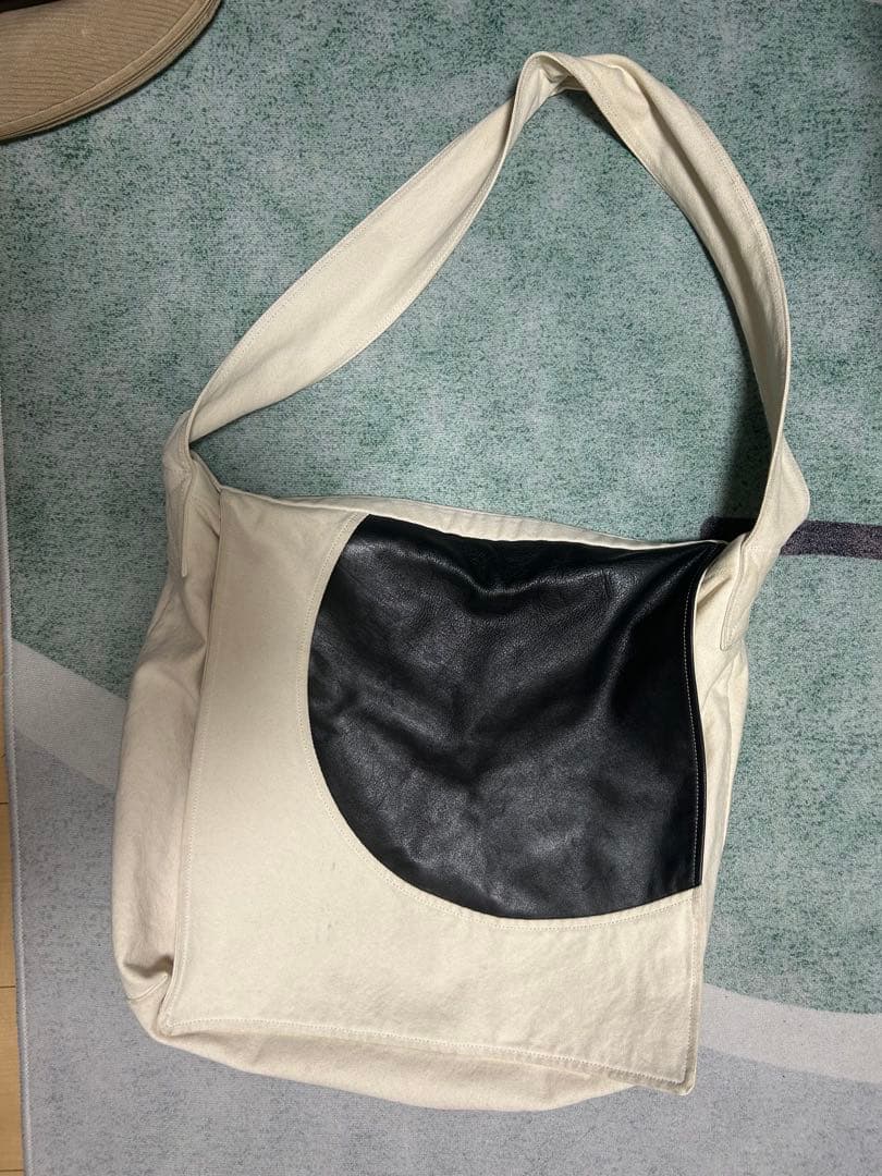 [最安値]ADAPTART NEWSPAPER BAG ニュースペーパーバッグ