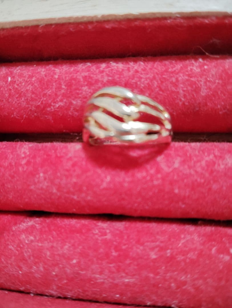 ゴールド ストライプデザイン リング　みるくしゅがー