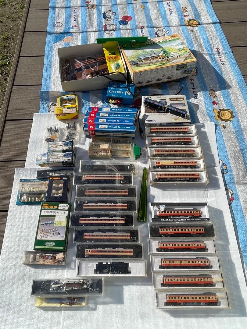 Nゲージ　セット（車両、レール、景観部品）
