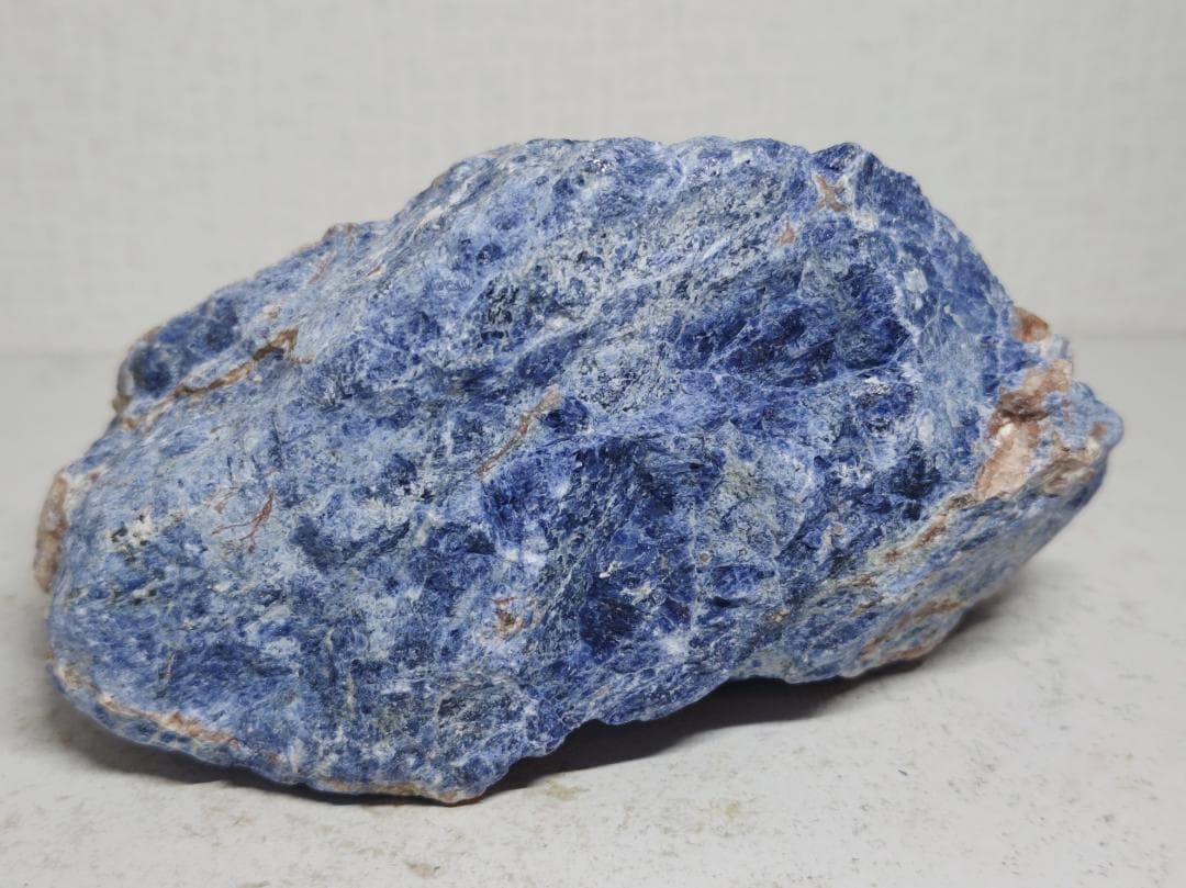 ソーダライト 1.4kg ラピスラズリ 原石 鑑賞石 自然石 鉱物 誕生石 水石