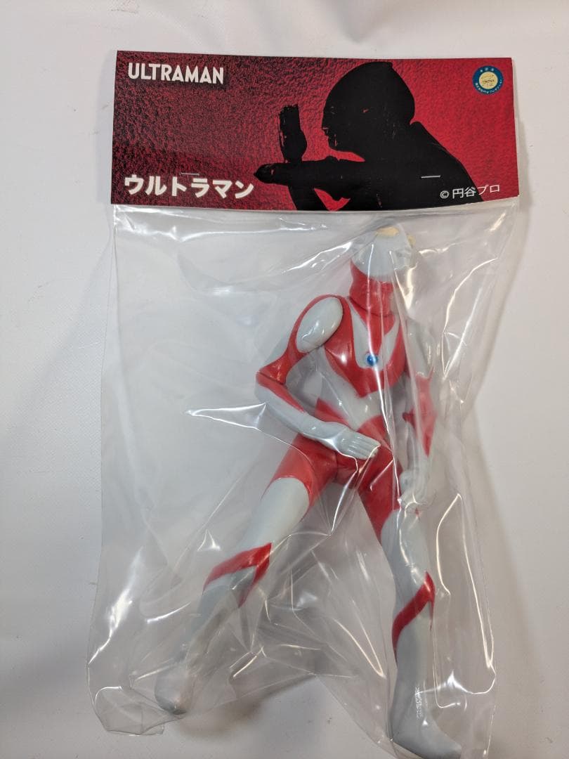 ヒカリトイズ ウルトラマン B type ソフビ ウルトラマン B type ヒカリトイズアレンジ (グレーベースカラー