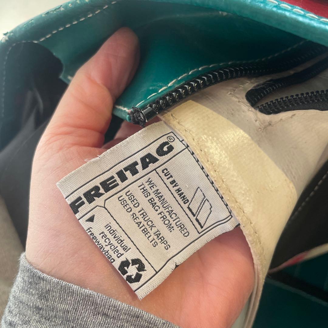 FREITAG トートバッグ グリーン/レッド - メルカリ