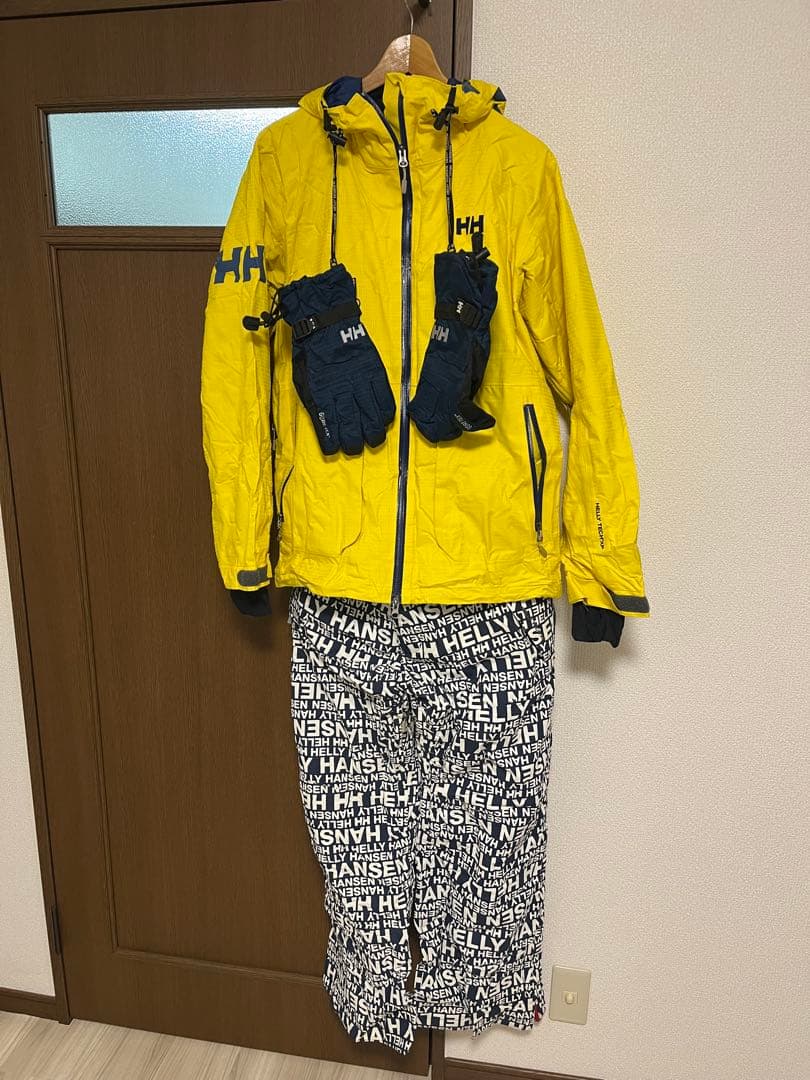 HELly Hansen イエロー ウェア　ズボン　グローブ　3点セット HELLY HANSEN（ヘリーハンセン） ヘリーレインスーツ HH12510 Rain