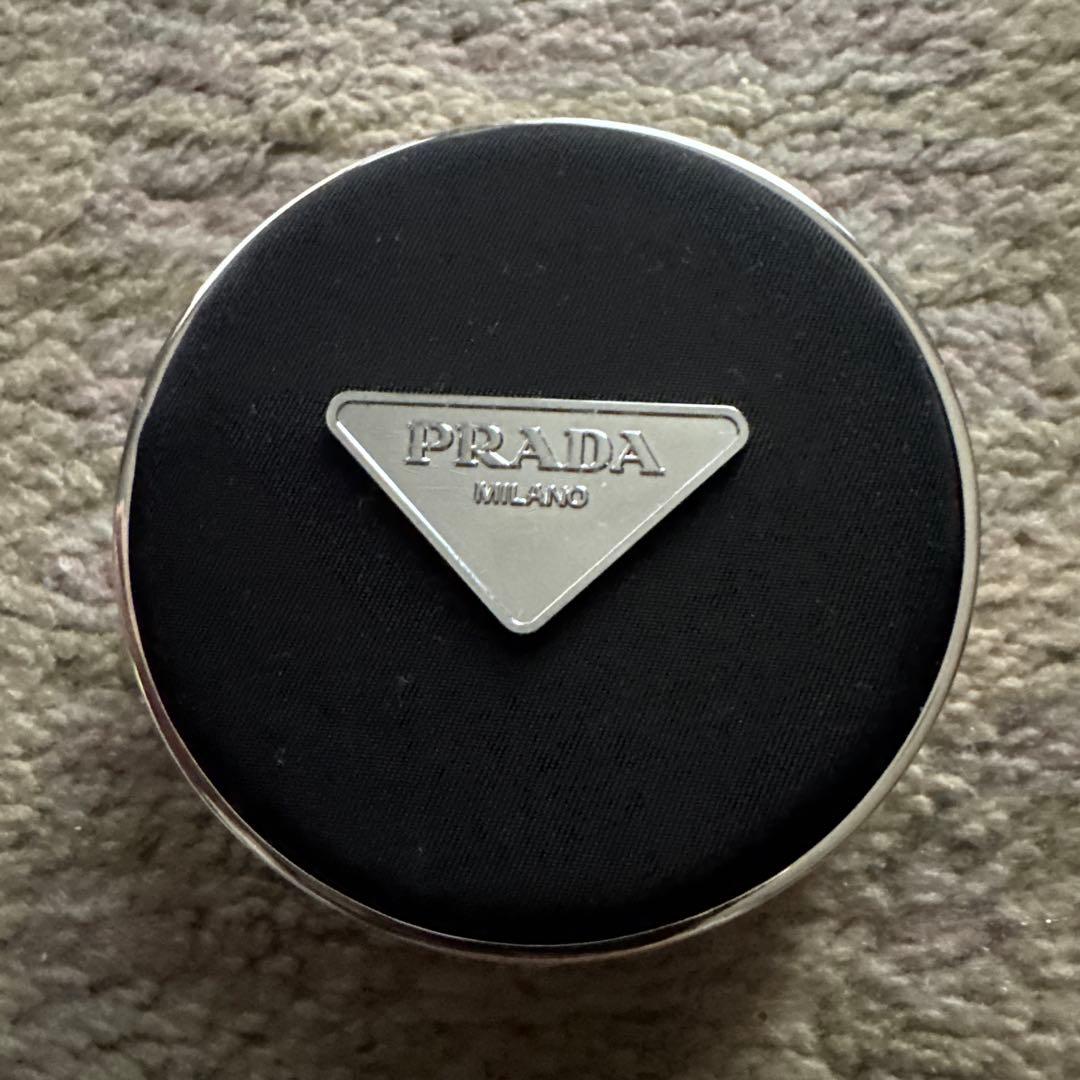 【値下げ】PRADA AUGMENTED SKIN クッションファンデーション PRADAのクッションファンデーション発売 コスメ進出が加速しているハイ