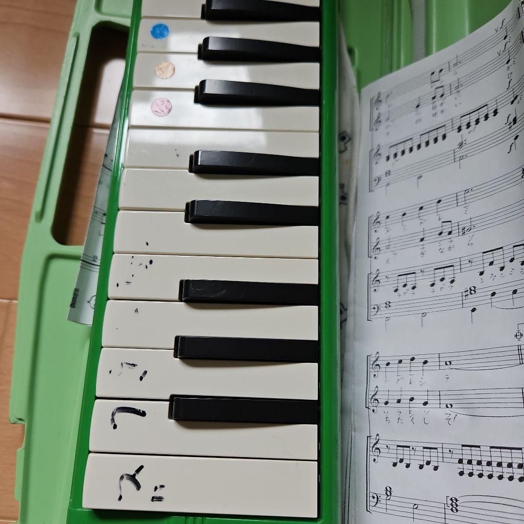 ピアニカ 32鍵 ピースマーク付きその他多数 オリジナルおなまえドレミシールプレゼント】YAMAHA ピアニカ ピンク P