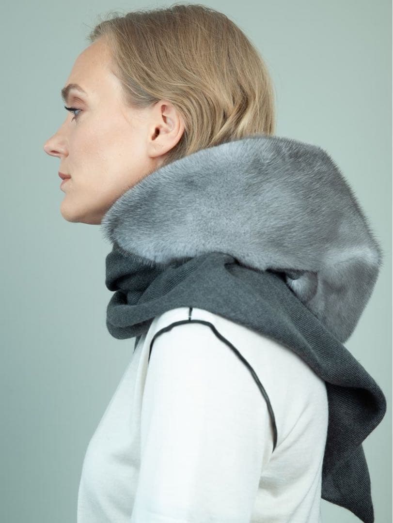 Rhodolirion Eco Fur Hoody Scarf BLACK - メルカリ