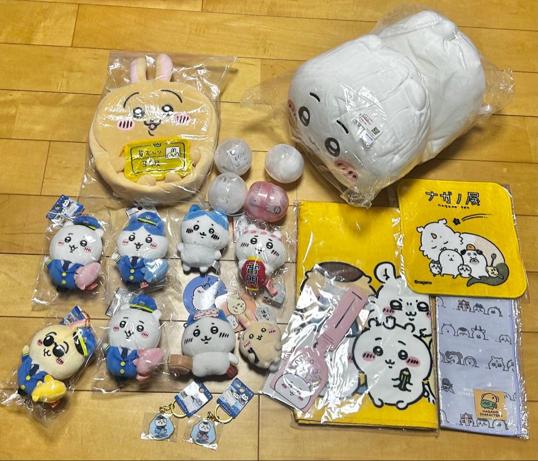 ちいかわ ぬいぐるみ キーチェーンなど まとめ売り ＊f1079