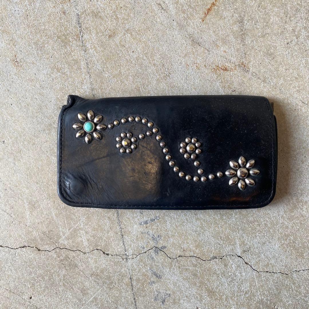 【即日配送】HTC 折りたたみ長財布 スタッズ ロングウォレット