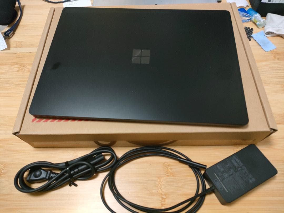 Microsoft Surface Laptop６ ブラック 【ジャンク品扱い】