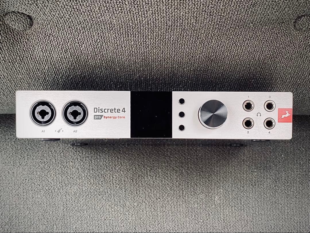 DTM・DAW Antelope Discrete4 Pro Synergy Core