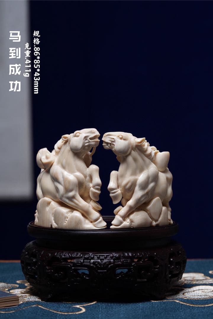 天然マンモス牙美しい手作り彫刻馬が成功した置物