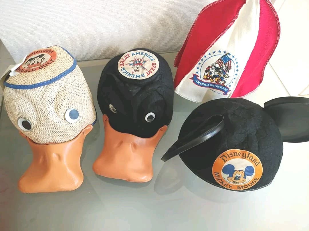 ディズニー　ミッキー ビンテージ1970年代　ドナルド帽子セット