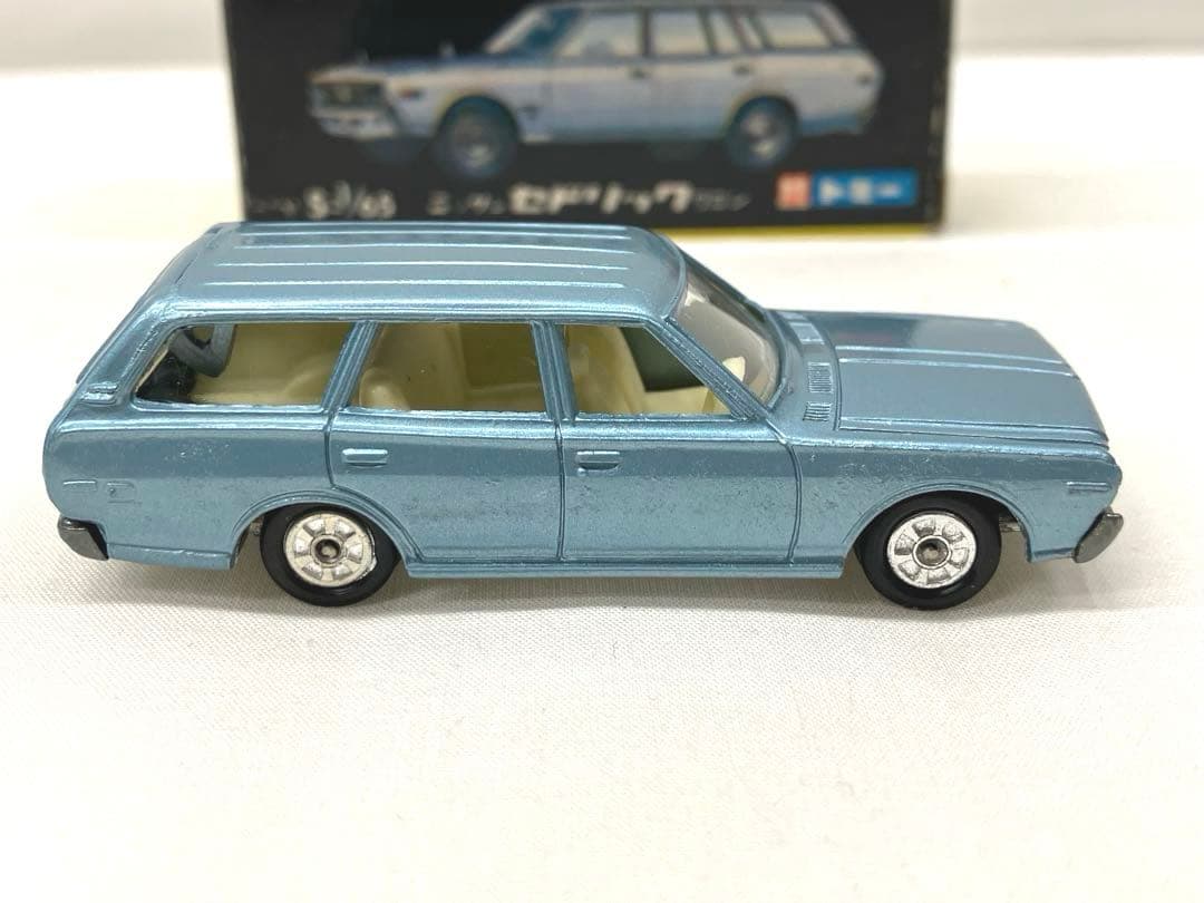 トミカ ニッサン セドリック ワゴン ライトブルー No.47 黒箱 - メルカリ
