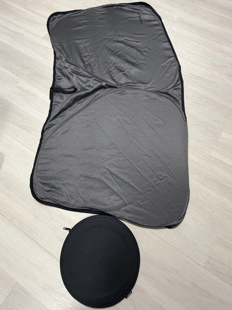 レクサス　Lexus ES用　純正 サンシェード 日除け LE041 レクサス ES用 サンシェード 日よけ用 サンシェイド 断熱仕様 車