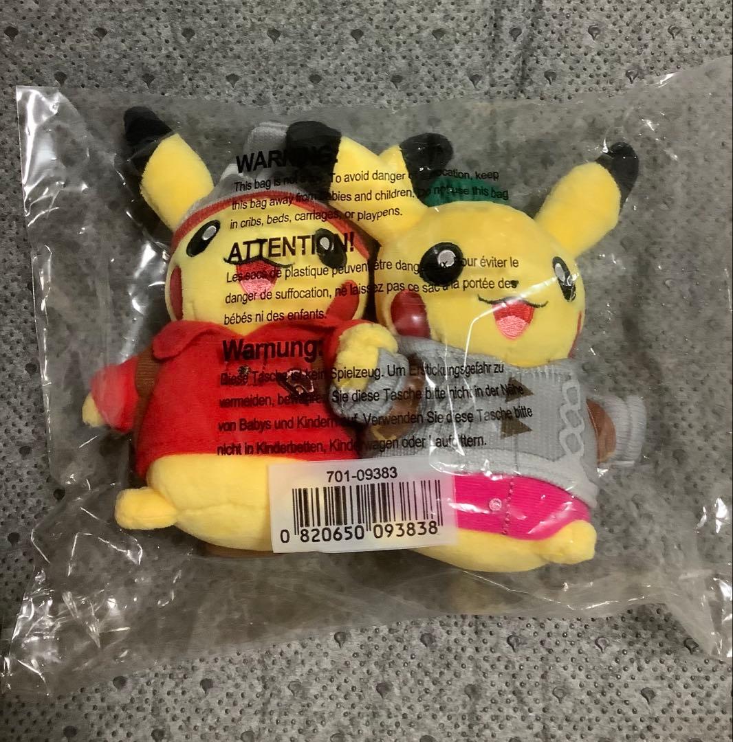 25周年　アメリカ限定　ポケモンセンター　ガラル地方　ペアピカチュウ　ぬいぐるみ