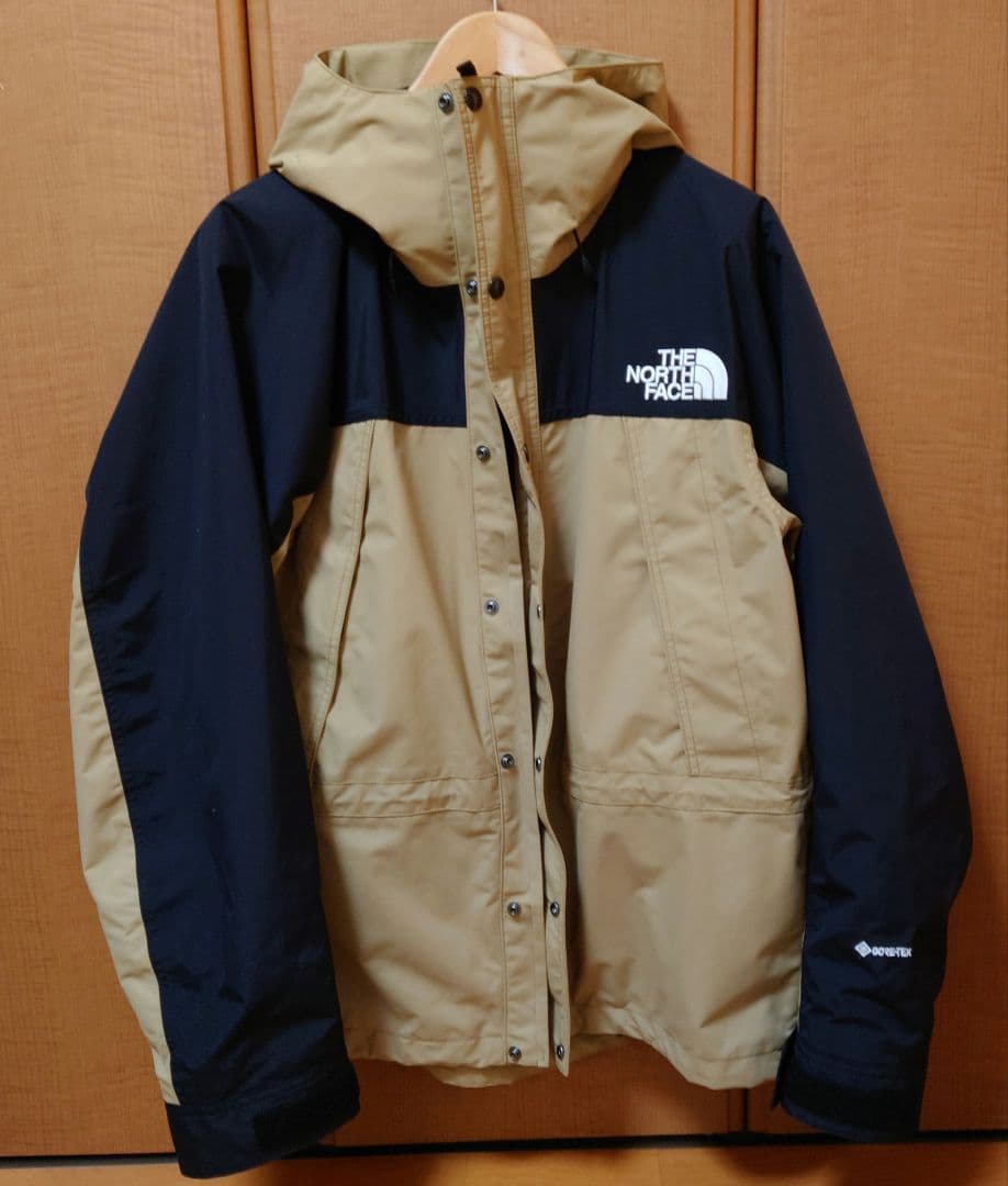 ノースフェイス　マウンテンライトジャケット　サイズＭ