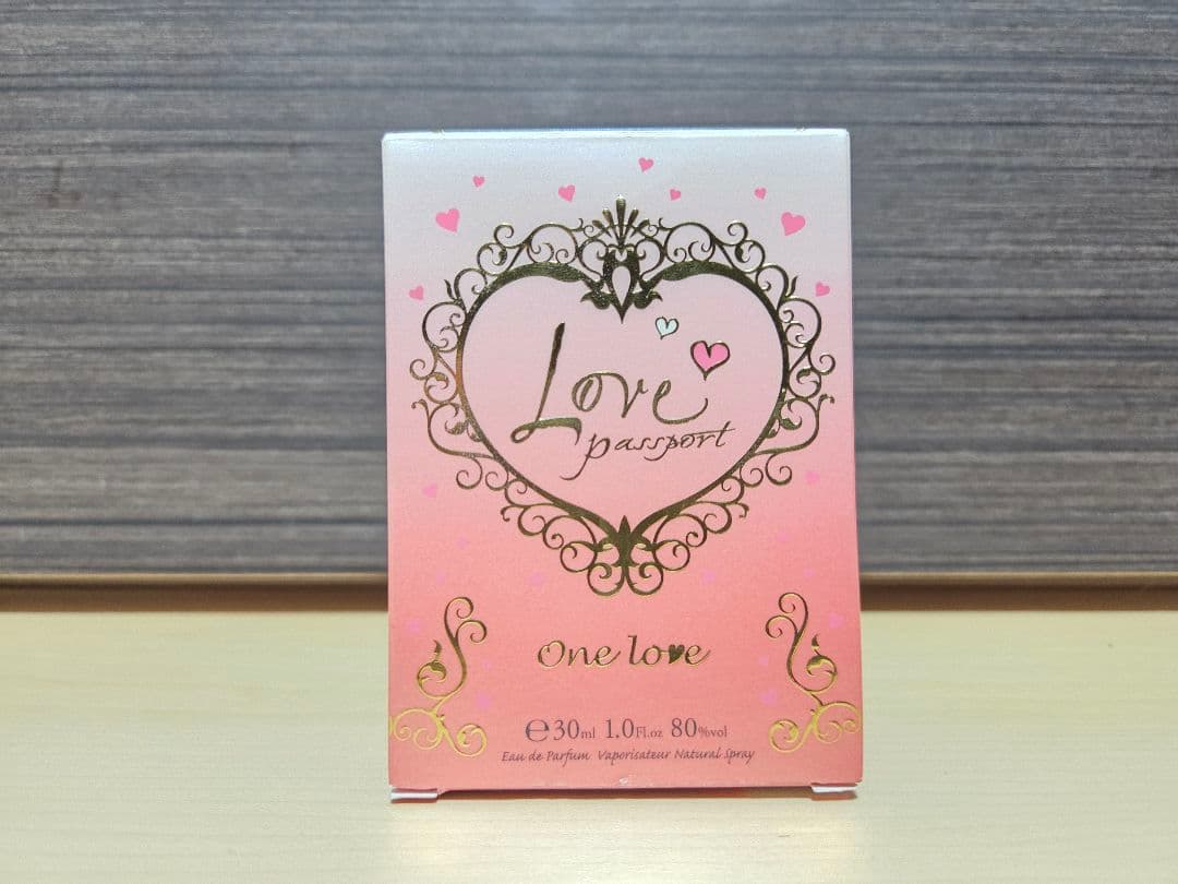 新品未使用　ラブパスポート　ワンラブ　オードパルファム　香水　30ml ラブ パスポート / ラブパスポート ワンラブ オードパルファムの公式