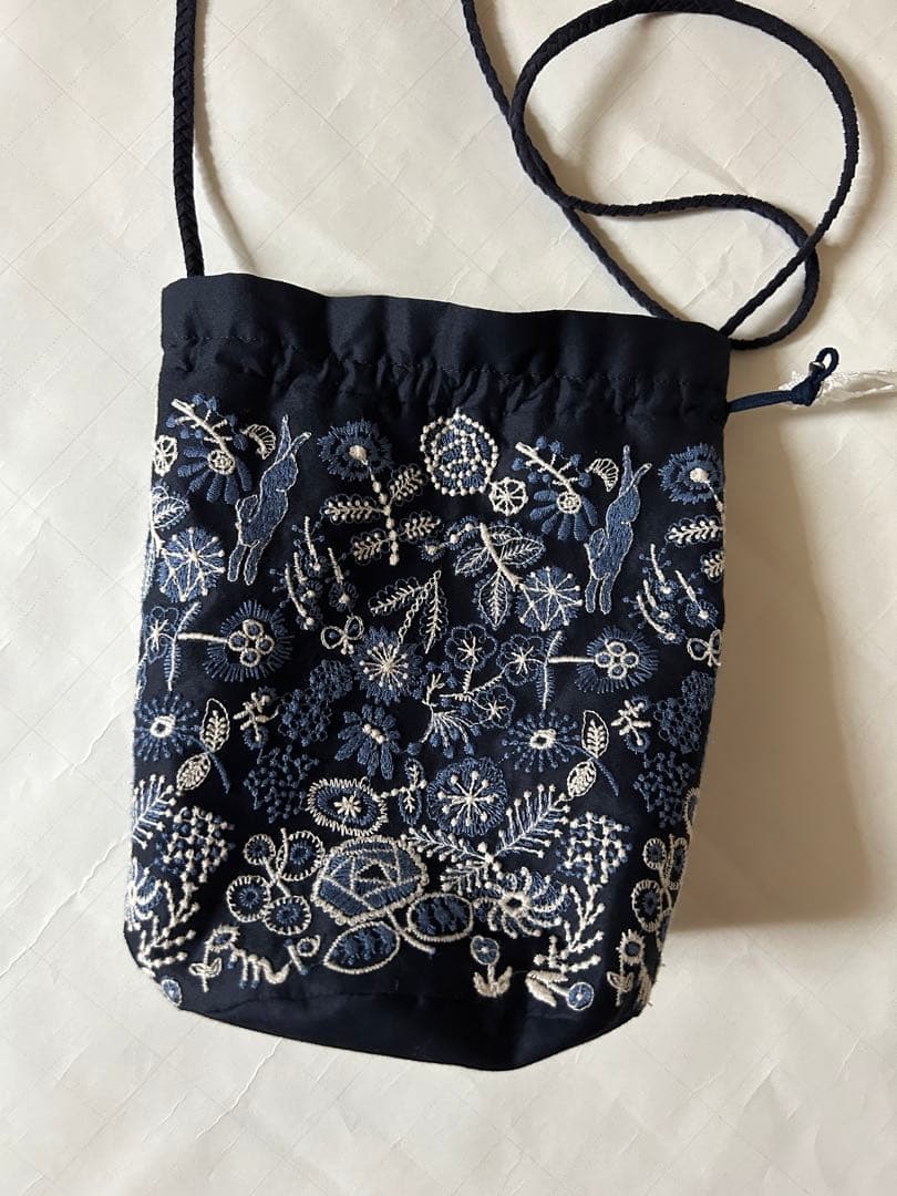 オープニング to.様 専用♡ ウエイト枠 刺繍イニシャルポーチ♡