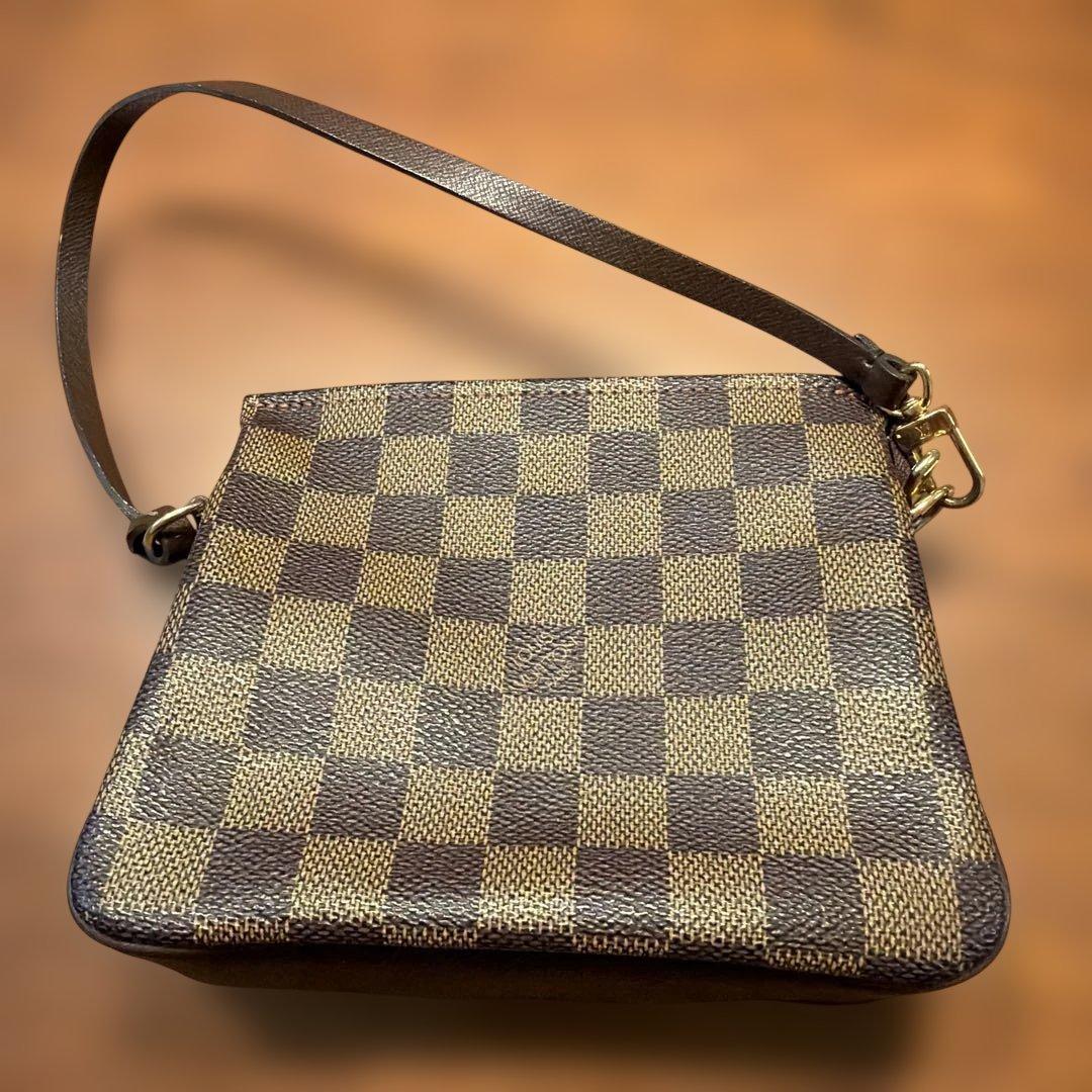 ルイヴィトン　ダミエ　ポーチ