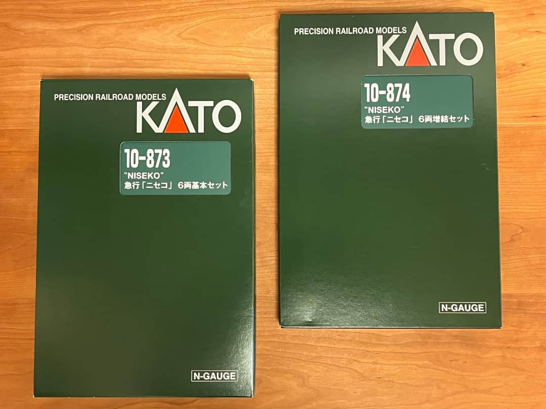 値下げ　KATO Nゲージ急行ニセコ セット ( C62 x 2＋客車12両 ) KATO 12月発売予定！新商品 C62北海道形＋急行「ニセコ」は発売を