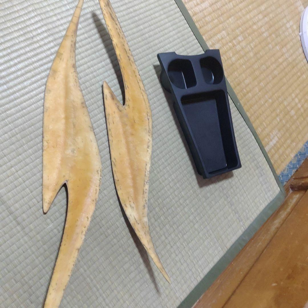 プリウス30アイライン Amazon | プリウス（後期）ZVW30 HID用 アイライン 左右セット