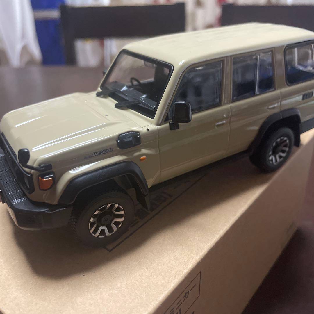 期間限定出品！　ランドクルーザー70 ミニカー