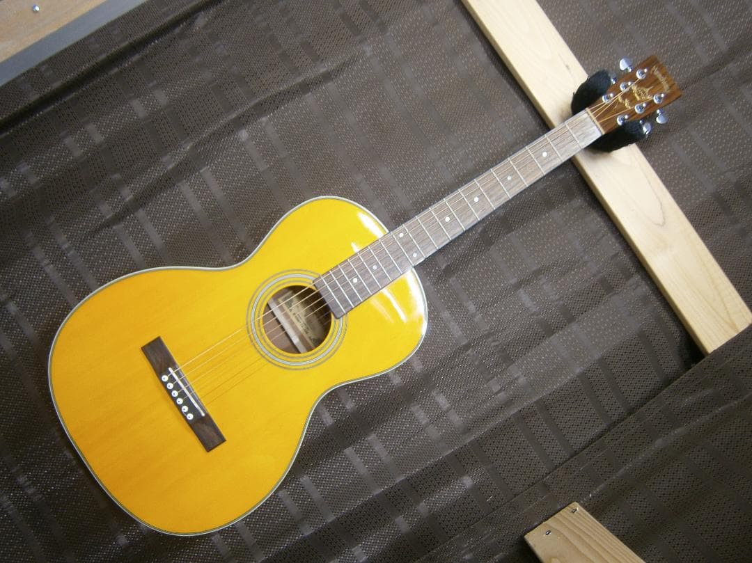 期間限定特価・中古超美品・ヘッドウェイ＜HG-35＞小ぶりボディ